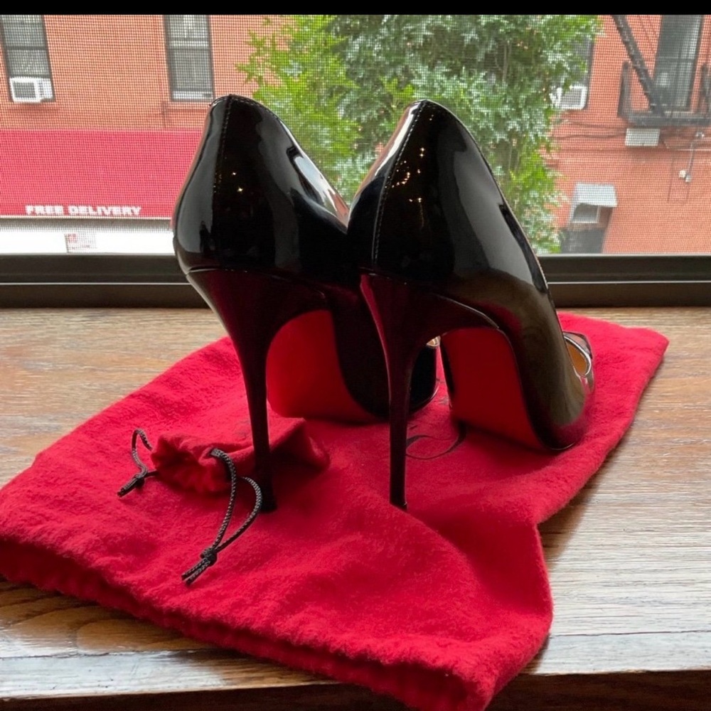 Christian Louboutin Black Heels with Red Soles SO KATE STILETTOS